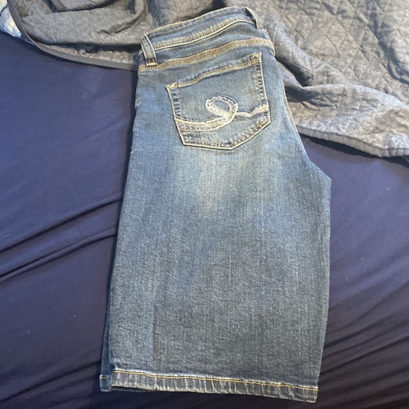 Seven 7 denim shorts - size 6 - Picture 2 of 4